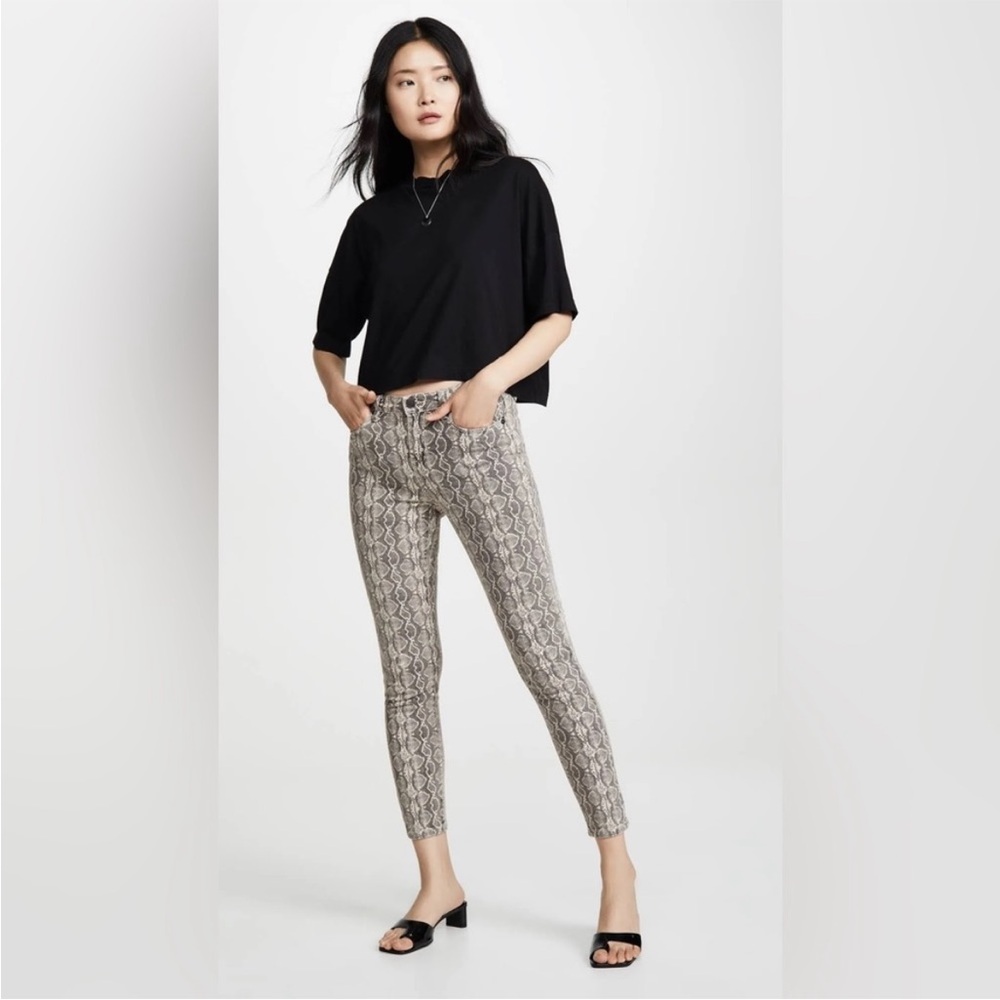 New Blank NYC The Reade Crop Skinny Jean in Snake Along Size 28